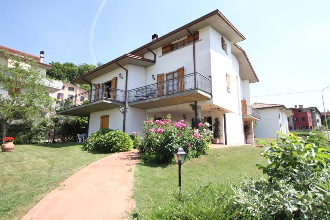 B&B Margherita Le Fiabe SantʼAgata Feltria Exterior foto